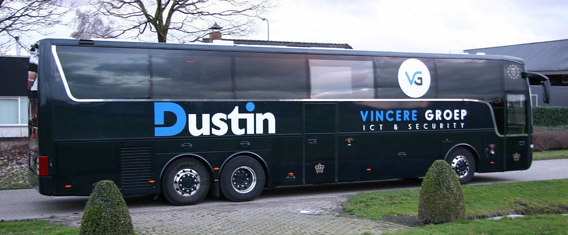 vipbus branding dustin