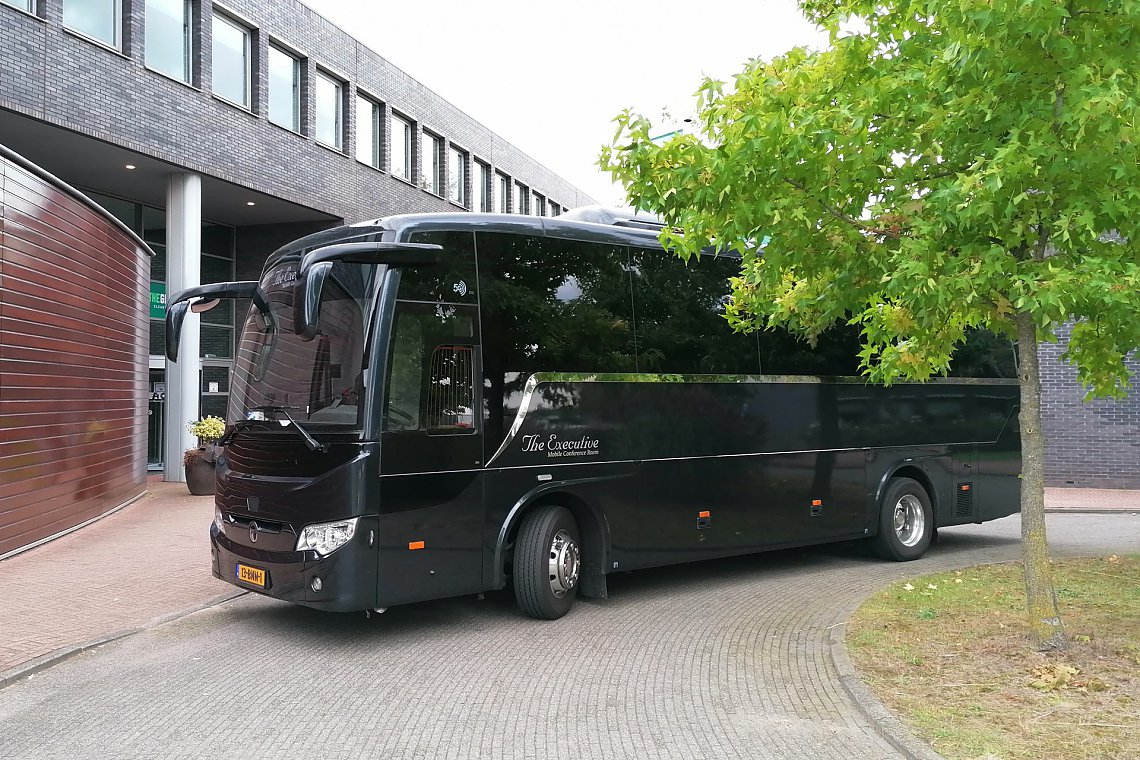 vip bus huren den haag