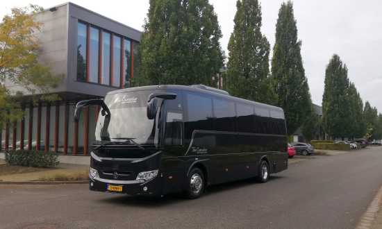 vipbus verhuur tilburg